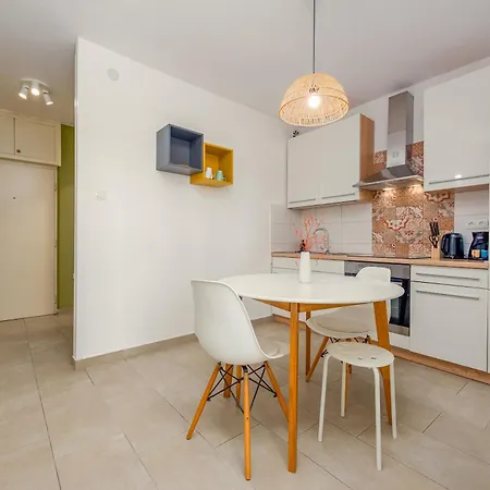 Apartment Angelina Free Public Parking Zadar Exterior photo